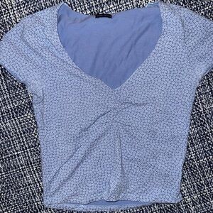 Brandy Melville Light Blue Patterned V-Neck Tee